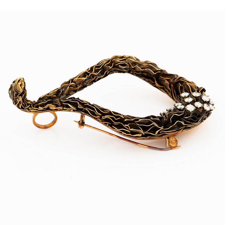 Hänge/brosch Flavio Ricci  18K guld med runda briljantslipade diamanter.
