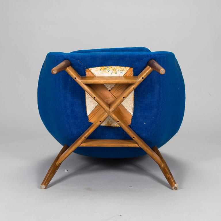 Olof Ottelin, A 1960's armchair 'Munk' for Oy Stockmann Ab, Keravan Puusepäntehdas.