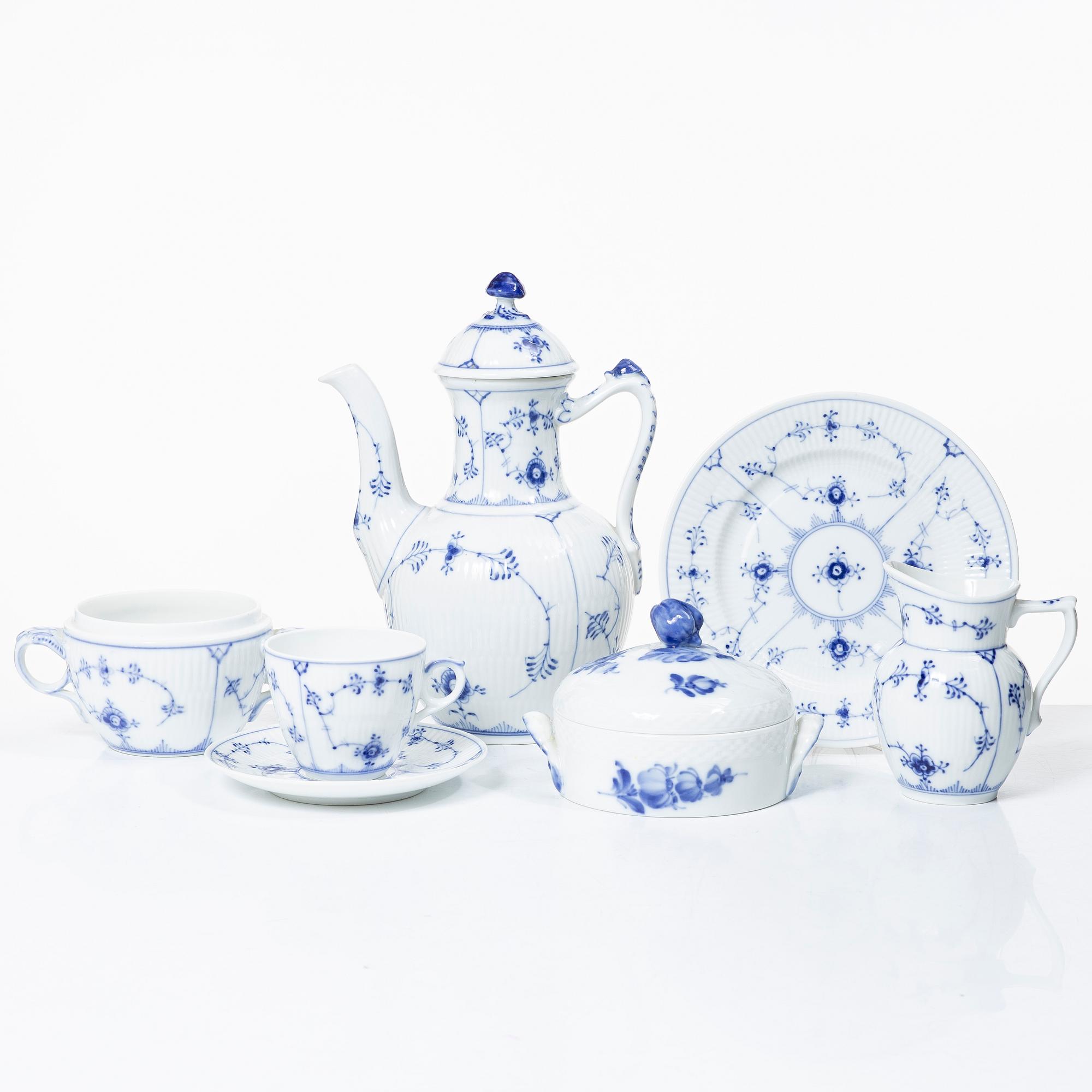 Royal Copenhagen, kaffeservis, 22 delar, "Musselmalet", Danmark.
