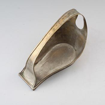 FLASKSTÄLL, försilvrad mässing, 1800-talets andra hälft.