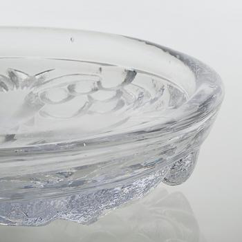 A glass bowl by Lars Hellsten for Skruf, signed.