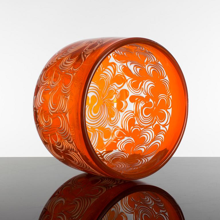 A Bertil Vallien glass bowl, Boda 1960´s.