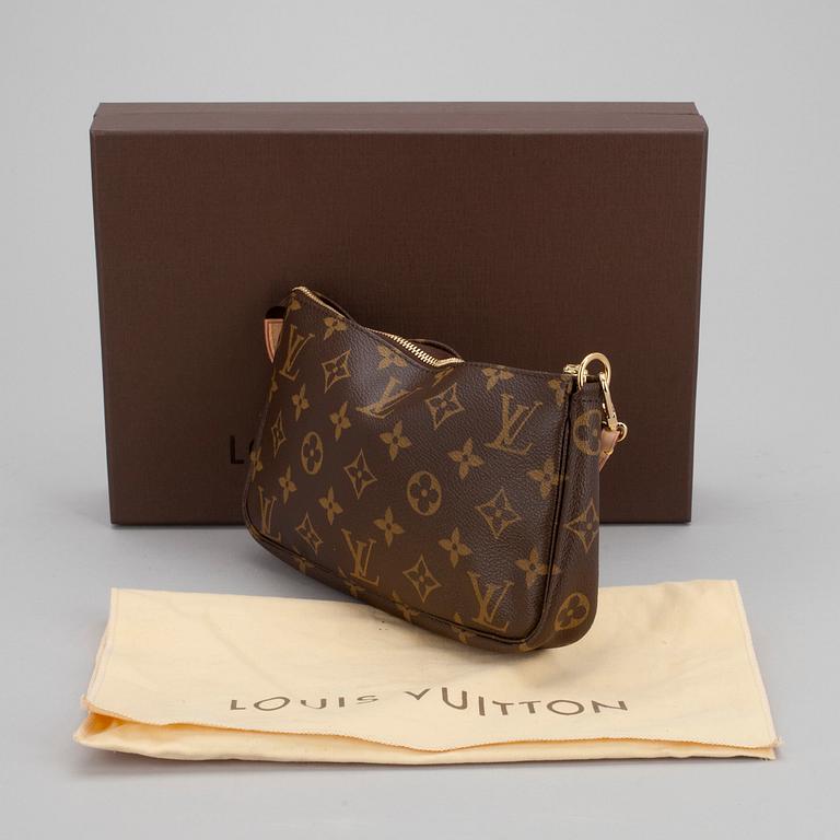 VÄSKA, "Pochette Accessoires NM", Louis Vuitton.