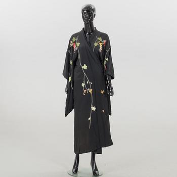 KIMONO, siden, Japan. 1900-talets första hälft.