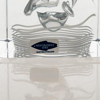 OIVA TOIKKA, A glass year cube signed Oiva Toikka Nuutajärvi 1987 and numbered 50/2000.