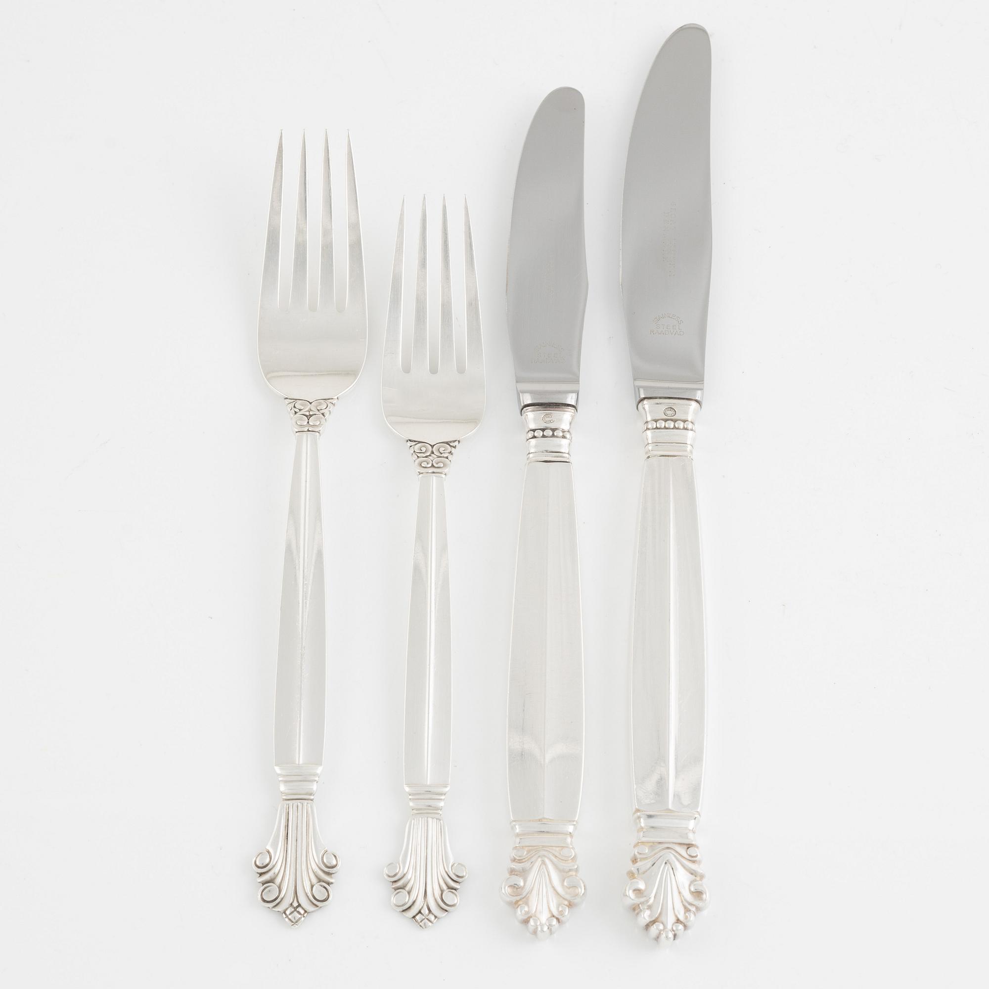 Johan Rohde, Bestick 107 dlr "Dronning/Acanthus" sterlingsilver, för Georg Jensen.