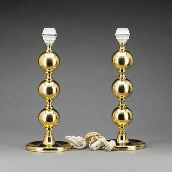 BORDSLAMPOR, ett par, 1900-talets andra hälft.