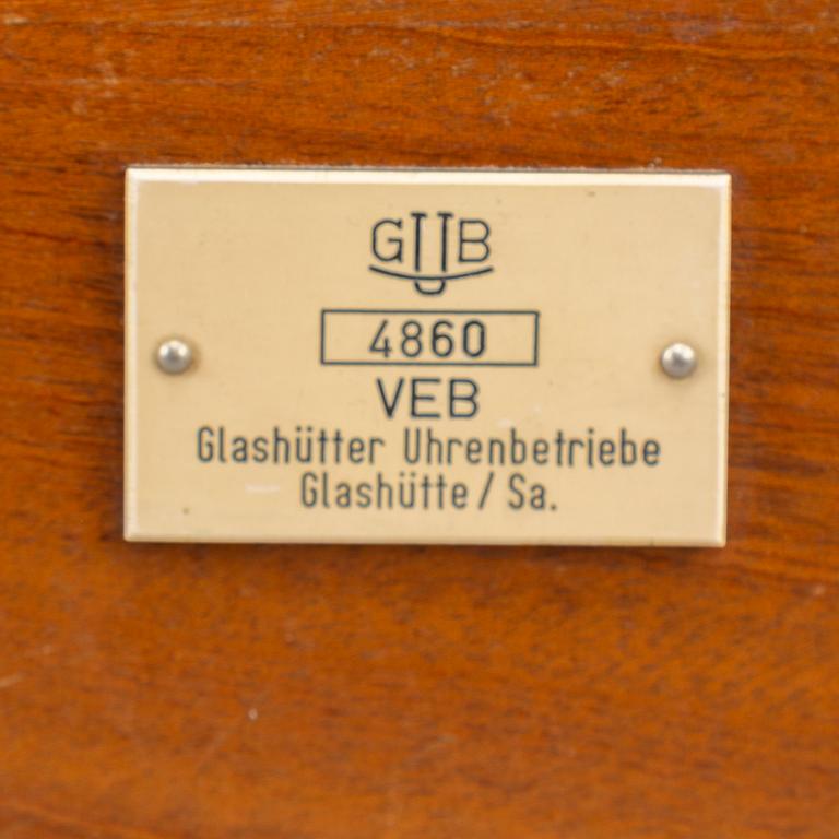 A ship chronometer, GUB VEB Glashütter Uhrenbetriebe, Germany, second half of the 20th century.