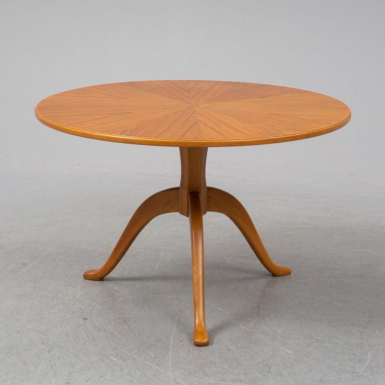 CARL MALMSTEN, a 'Berg' coffee table.