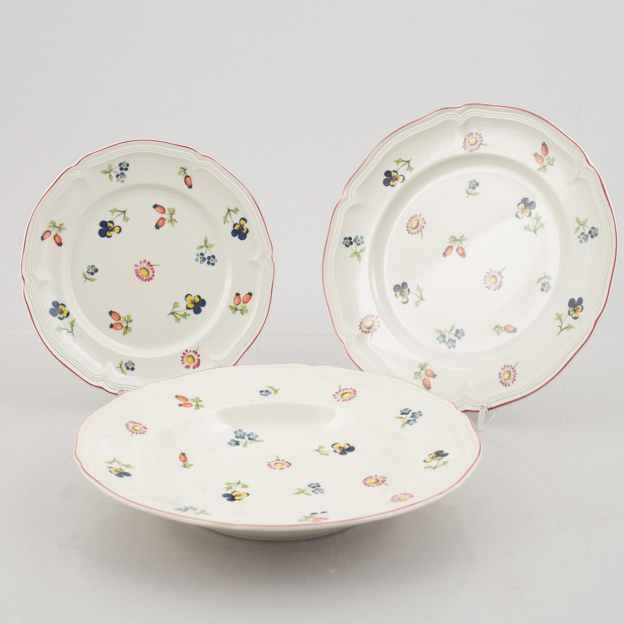 Service parts, 72 pieces, porcelain, "Petite fleur", Villeroy & Boch, 20th/21st century.