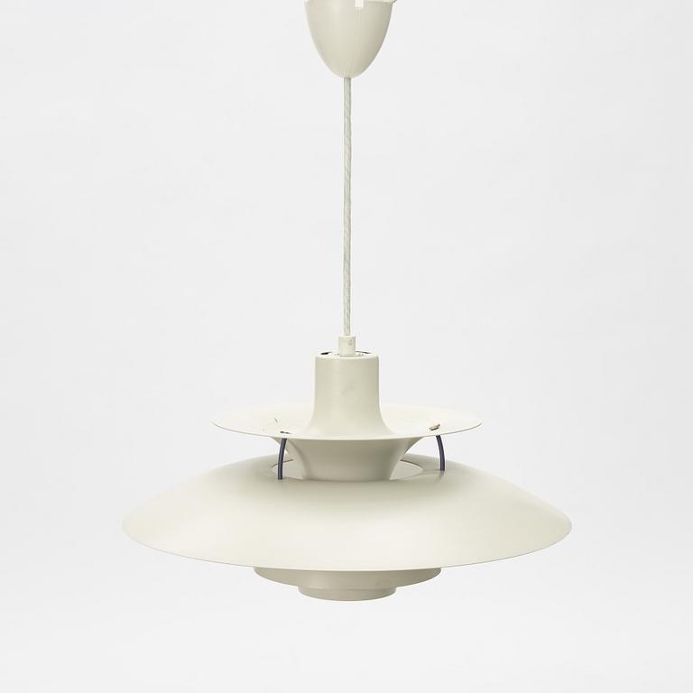 Poul Henningsen, taklampa, "PH 5", Louis Poulsen, Danmark.