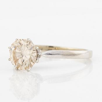 Ring, solitaire, 18K white gold with a brilliant-cut diamond 1.57 ct according to the engraving.