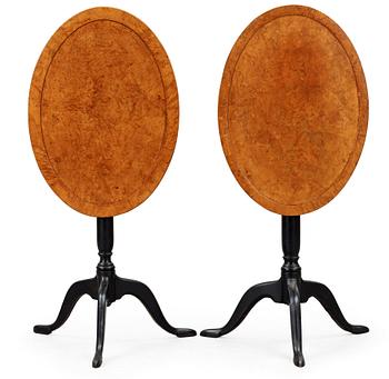 639. Two matched Swedish circa 1800 tilt-top tables.