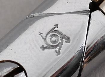 DRUVSAX, silver, Sigvard Bernadotte, Firma Georg Jensen, Köpenhamn, efter 1945, svenska importstämplar.