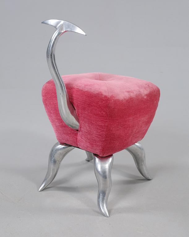 PALL, möjligen Philippe Starck, omkring år 2000.