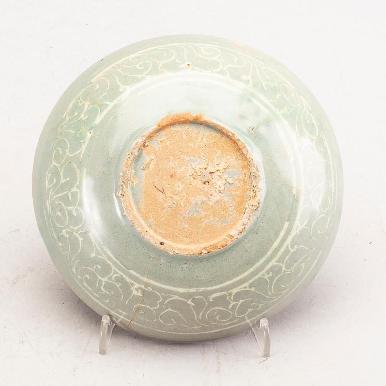 A Korean Koryo stone ware bowl.