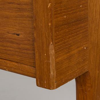 Hans J. Wegner, kaappi, "RY-20" Ry Möbler, Tanska, 1960-luku.
