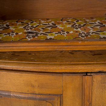 A cabinet, 18th century/early 19th century,