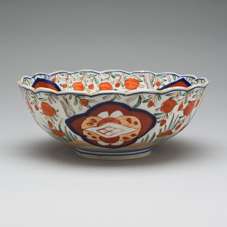 SKÅL, porslin. Japan, 1900-talets första del.