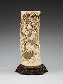 A finely carved Japanese ivory sculpture, Meiji period.