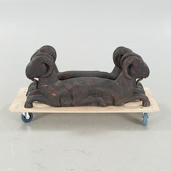 TEMPELVÄKTARE, ett par, 1900-tal.