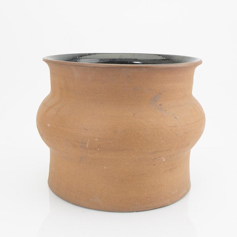 Signe Persson-Melin, a signed and dated 1968 stoneware urn.
