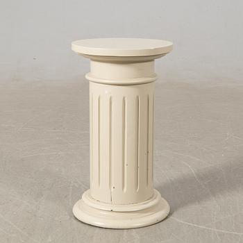 Pedestal, first half of the 20th century.