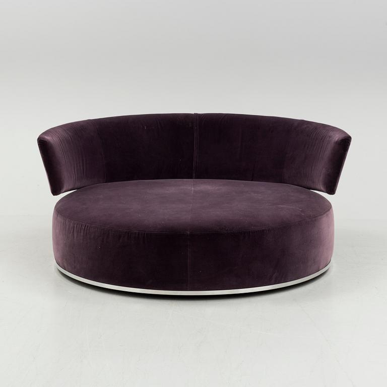 ANTONIO CITTERIO, "Amoneus", circular swivel sofa, Maxalto, B & B Italia.