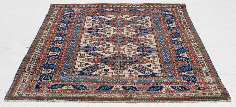 Carpet, northwest Persian, antique, approx. 165 x 120 cm.