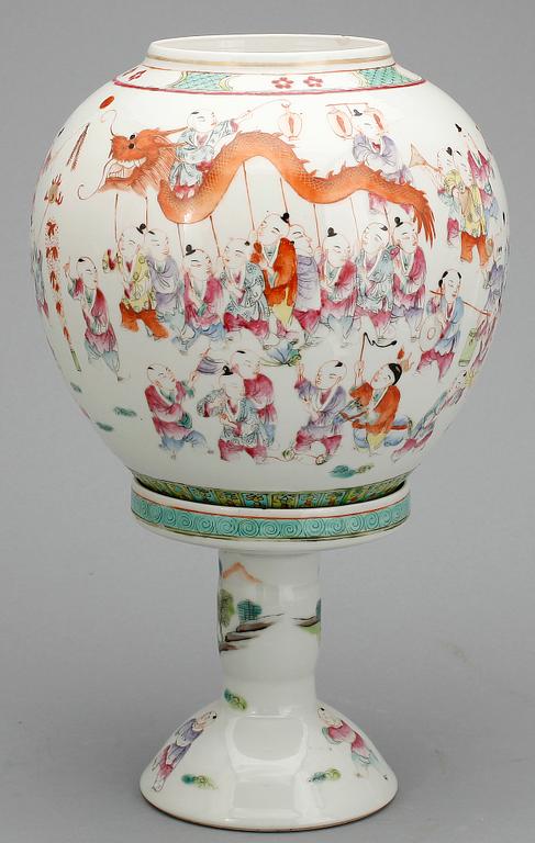 LYKTA, porslin, Kina, Qing dynastin, 1800-tal.