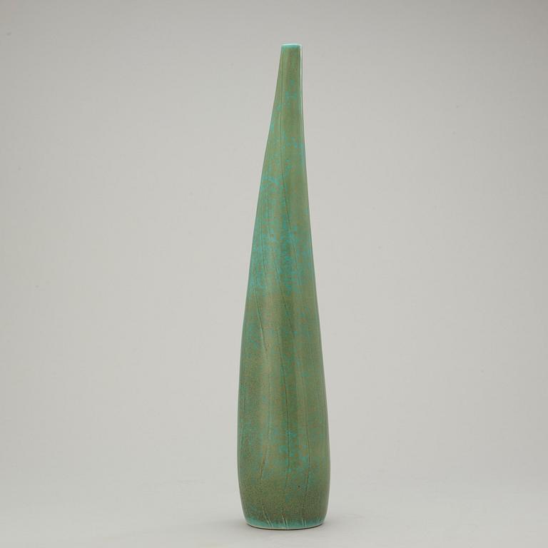 A Carl-Harry Stålhane stoneware vase, Rörstrand ca 1948.