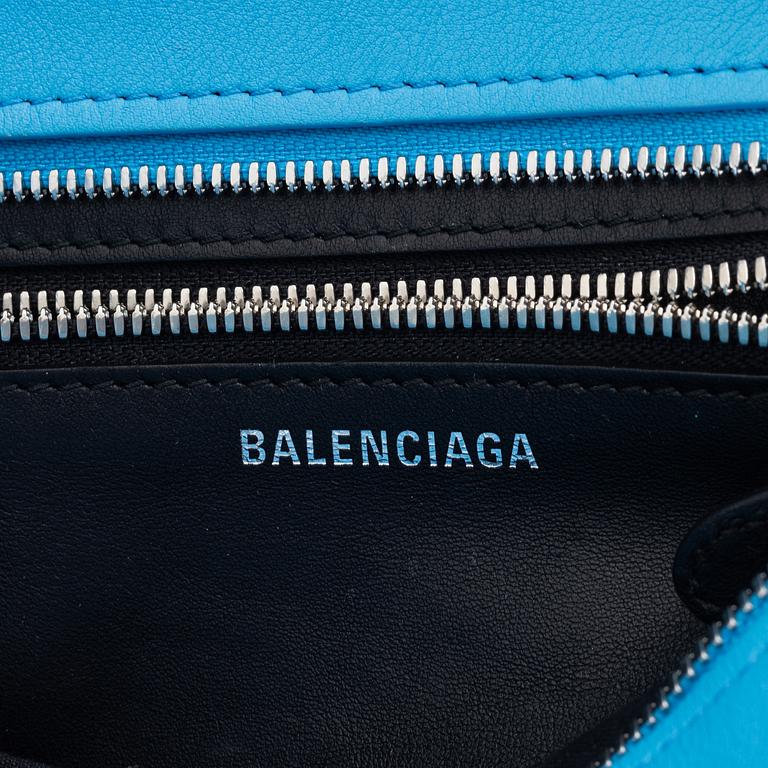 Balenciaga, "Laundry Cabas Tote XS".