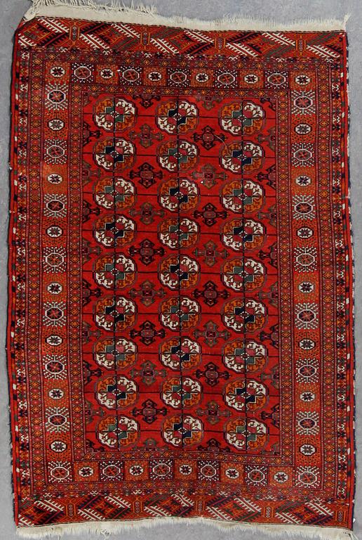 MATTA, semiantik, Tekke, Turkmen, ca 177x121 cm.