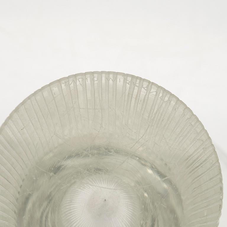 Tapio Wirkkala, maljakko, lasia, ”Kantarelli”, signeerattu Tapio Wirkkala Iittala.