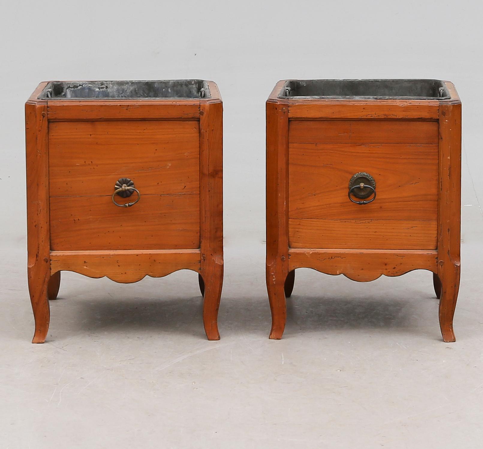 CHAMPAGNEKYLARE, 2 st, 1700-/1800-tal.