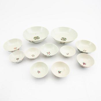 A set of eleven Chinese porcelain bowls and five plates later part of the 20th century.