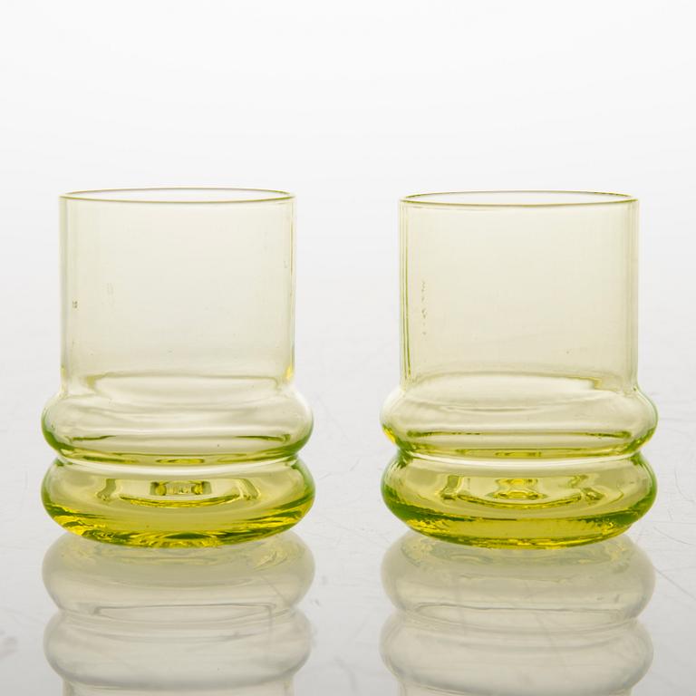 NANNY STILL, "Sulttaani" ASTIASTON OSIA, lasia, 16 kpl, Riihimäen Lasi Oy 1960-luku.