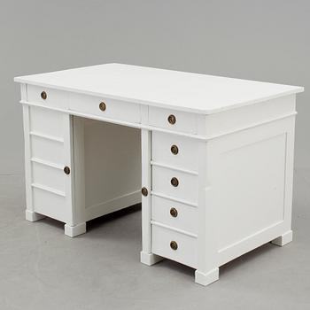 SKRIVBORD, 1900-talets första hälft.