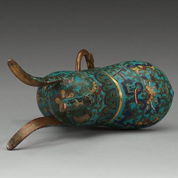 A cloisonné tripod libation cup, Qing dynasty (1644-1912).