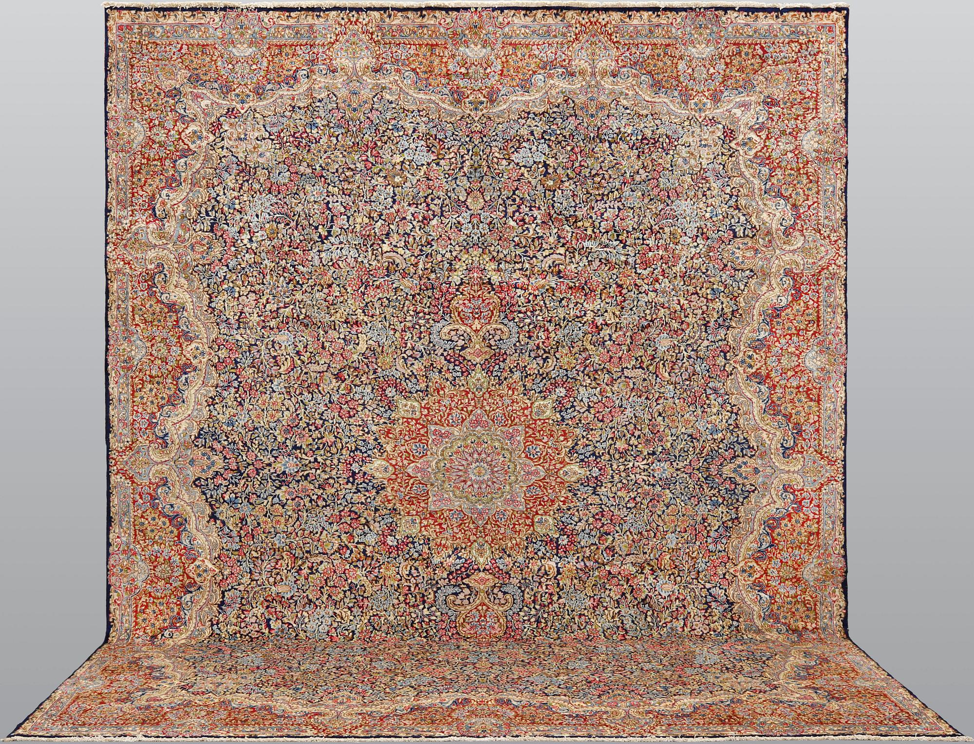 Carpet, Kirman lavash millefiore, 386 x 303 cm.