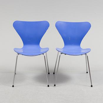 ARNE JACOBSEN, STOLAR, 6 st, "Sjuan". Märkta, Fritz Hansen, Danmark. 1980-tal.