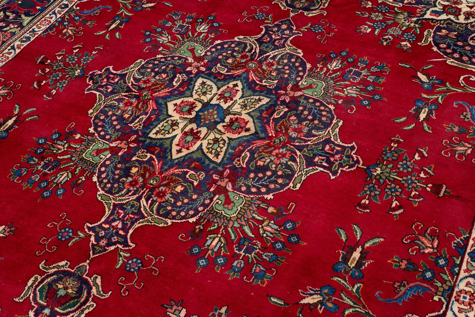 Carpet, Tabriz, approx. 370 x 285 cm.