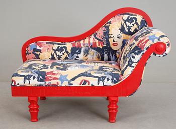 CHAISELONGUE, omkring sekelskiftet 1900.