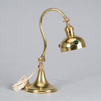 BORDSLAMPA, jugend, 1900-talets första del.