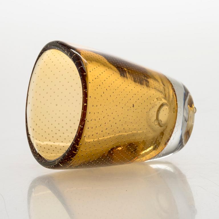 Gunnel Nyman, vas, modell "GN 3", signerad G. Nyman Nuutajärvi Notsjö.