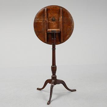 Fällbord, av Anders Lundelius (mästare i Stockholm 1778-1823). Signerat.