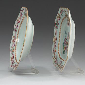 A famille rose armorial serving dish and five soup dishes, Qing dynasty, Qianlong (1736-95).