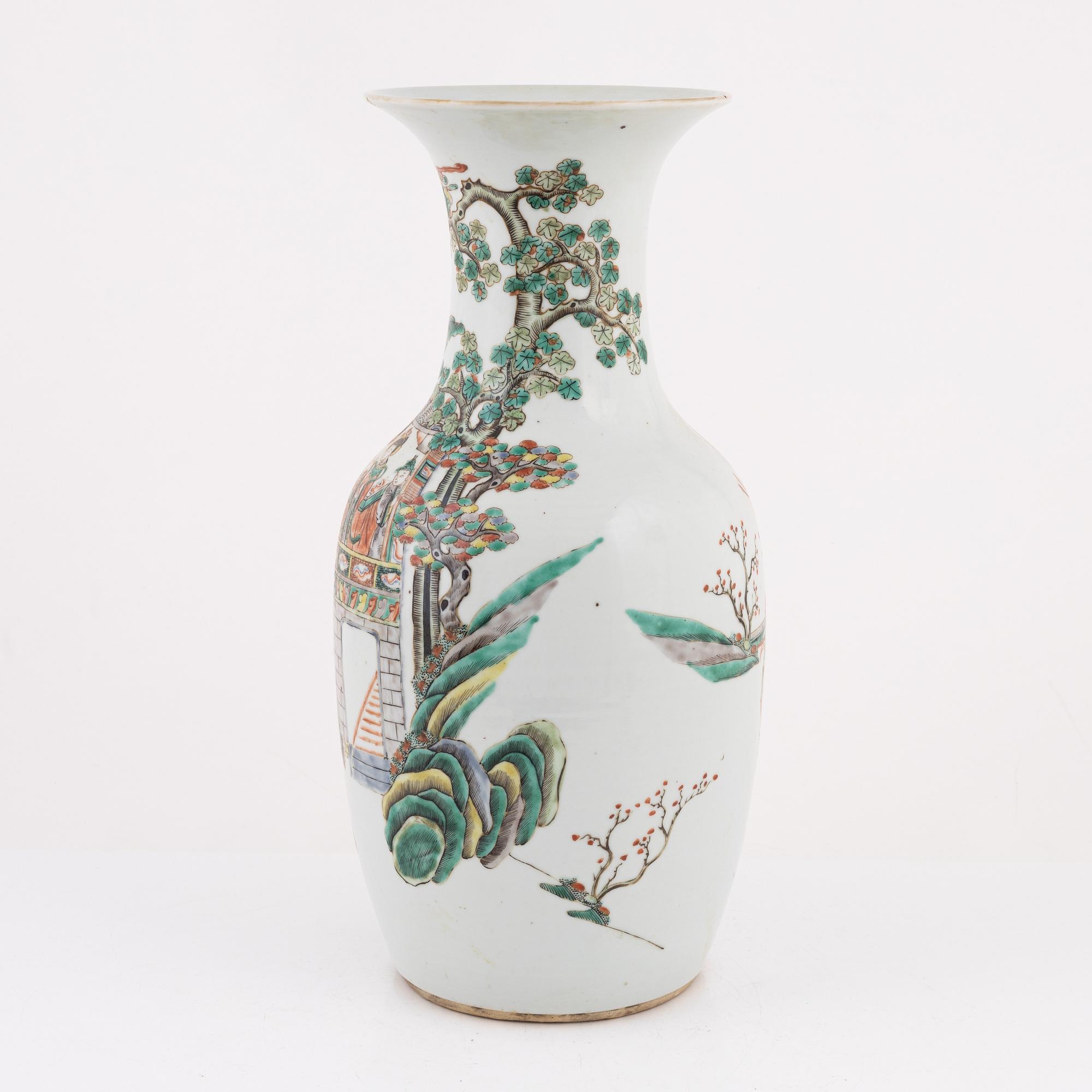 Vas, porslin, Kina, Qingdynasti, omkring år 1900.