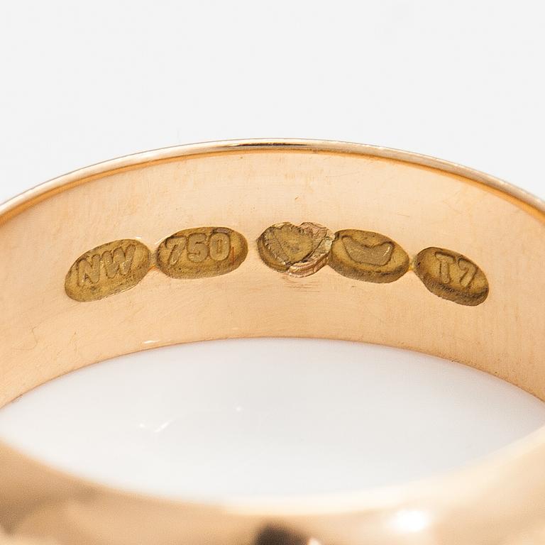 An 18K gold ring. Westerback, Helsinki 1972.