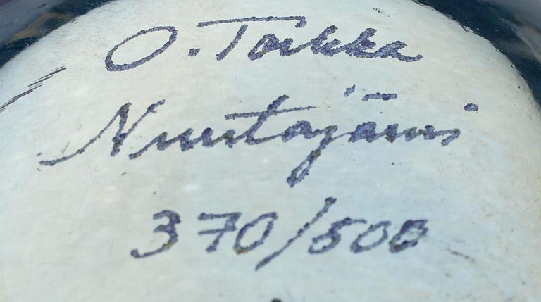LINTU, lasia, sign, O. Toikka, Nuutajärvi, numr. 370/500.